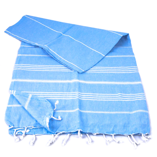 Ręcznik peshtemal jasnoniebieski w białe pasy z frędzlami