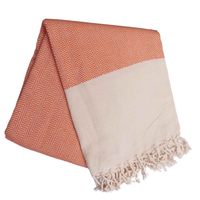 Ręcznik peshtemal pomarańczowy w jodełkę z kremowym pasem i frędzlami